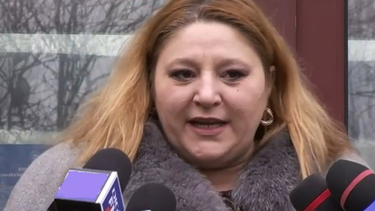 Apartamentul Dianei Şoşoacă atacat cu ouă senatoarea a sesizat